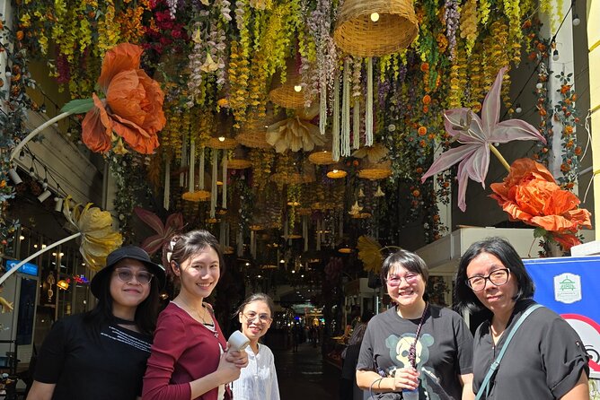 2 Hour Electric Tuk Tuk Cultural Tour of Bangkok - Twenty-five minutes at Pak Khlong Talat