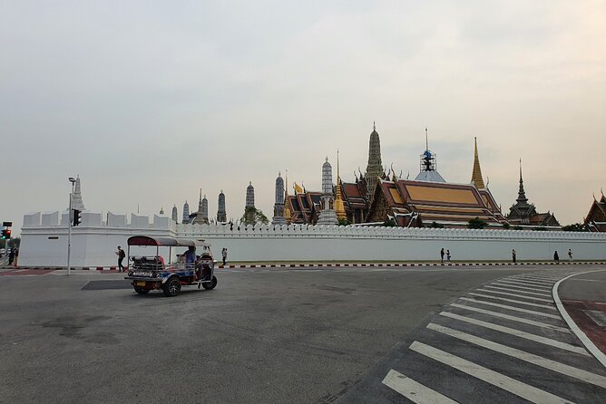 2 Hour Electric Tuk Tuk Cultural Tour of Bangkok - Royal pavilions near the Golden Mount