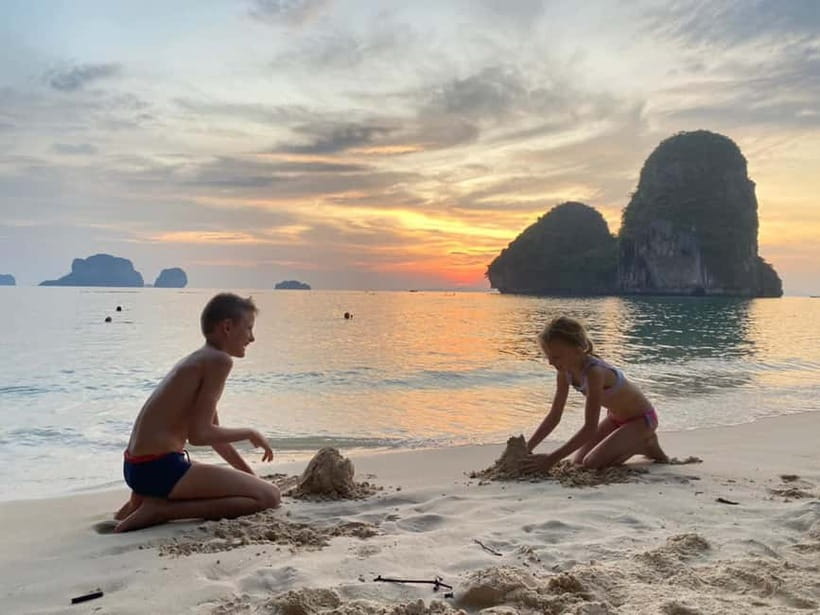 7 Islands sunset tour plus bioluminescent plankton + BBQ - What this sunset island tour is really offering