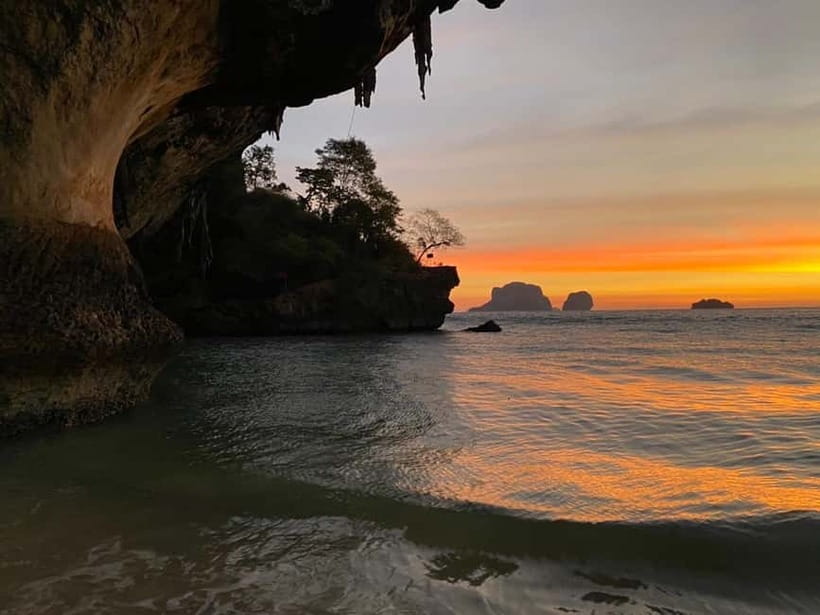 7 Islands sunset tour plus bioluminescent plankton + BBQ - Tup Island and the famous sandbar