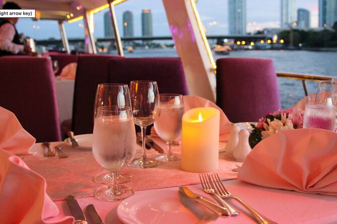 Amazing Chaophraya Dinner Cruise Experience - Live singers, saxophone, and dancing