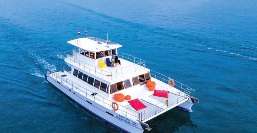 Amazing Coral Island & Sunset Dinner with Power Catamaran - The power catamaran ride to Coral Island