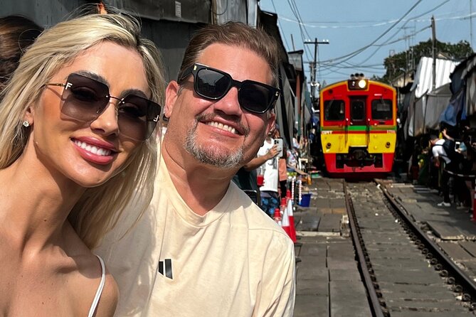 Amphawa and Railway Markets with Boat Ride Group Tour - Two hours beside the Amphawa canal