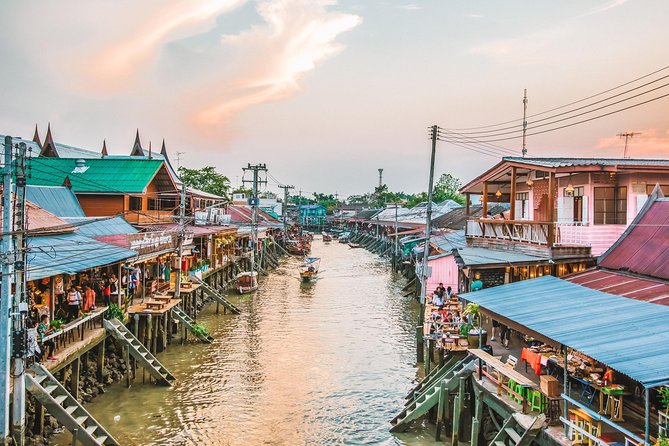 Amphawa Floating & Maeklong Railway Train Market (Small Group) - Three hours at Amphawa Floating Market