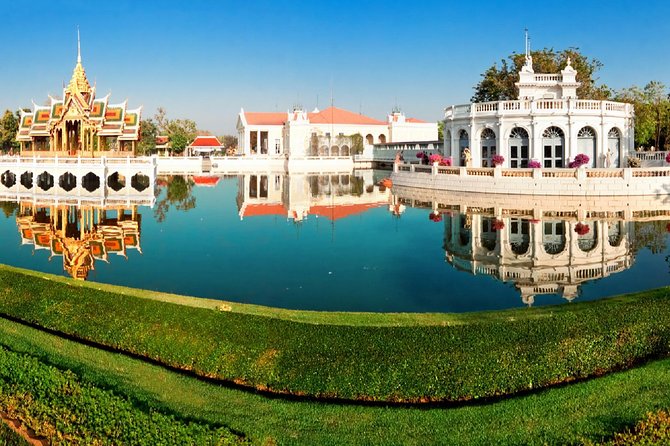Ancient City Ayutthaya Private Guided Day Tour - Taking in the Historic City of Ayutthaya