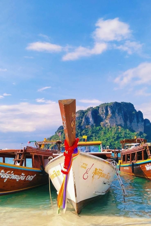 Ao Nang: 4 Islands Day Tour by Speedboat or Longtail Boat - Chicken Island, the route’s best photo stop