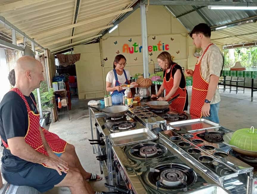 Ao Nang: Authentic Thai Local Cooking Class - Grinding curry paste is the class’s best lesson