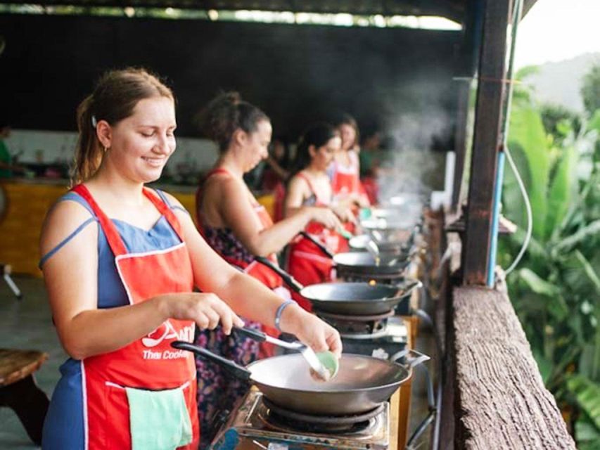 Ao Nang: Half-Day Thai Cooking Class Krabi Province - Vegetarian, vegan, mild, and spicy options