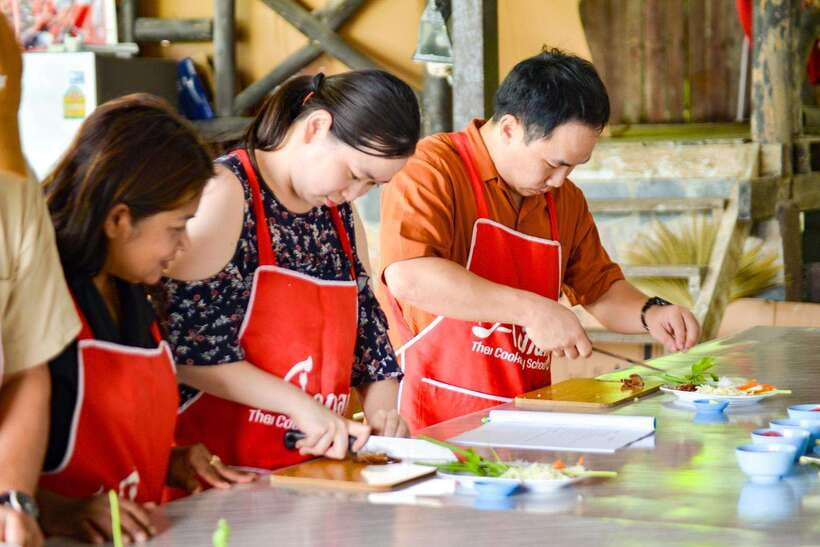 Ao Nang: Half-Day Thai Cooking Class Krabi Province - Group size, pace, and the class atmosphere