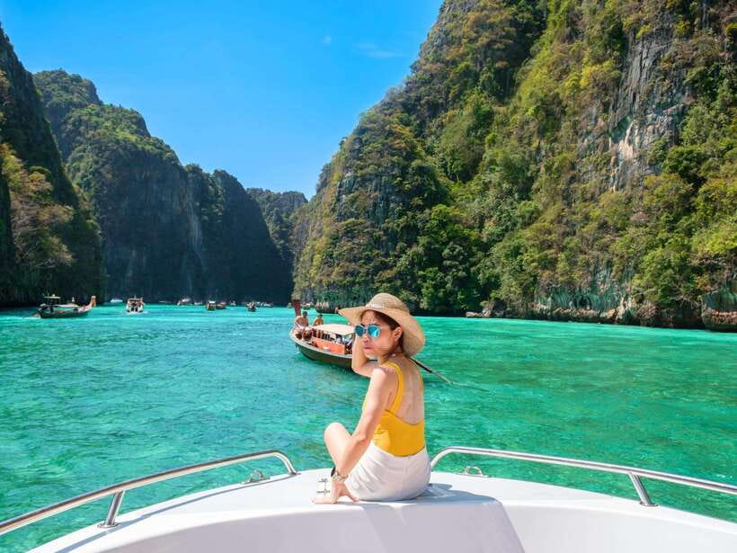 Ao Nang: Premium 4 Islands Snorkeling Tour by Speedboat - Chicken Island is best for photographs