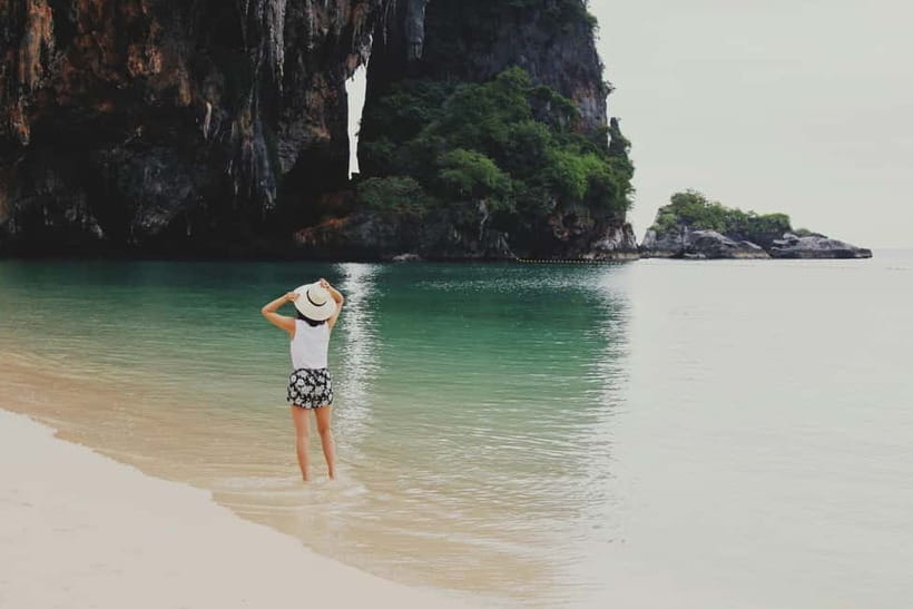 Ao Nang: Premium 4 Islands Snorkeling Tour by Speedboat - Thale Waek is the day’s most unusual stop