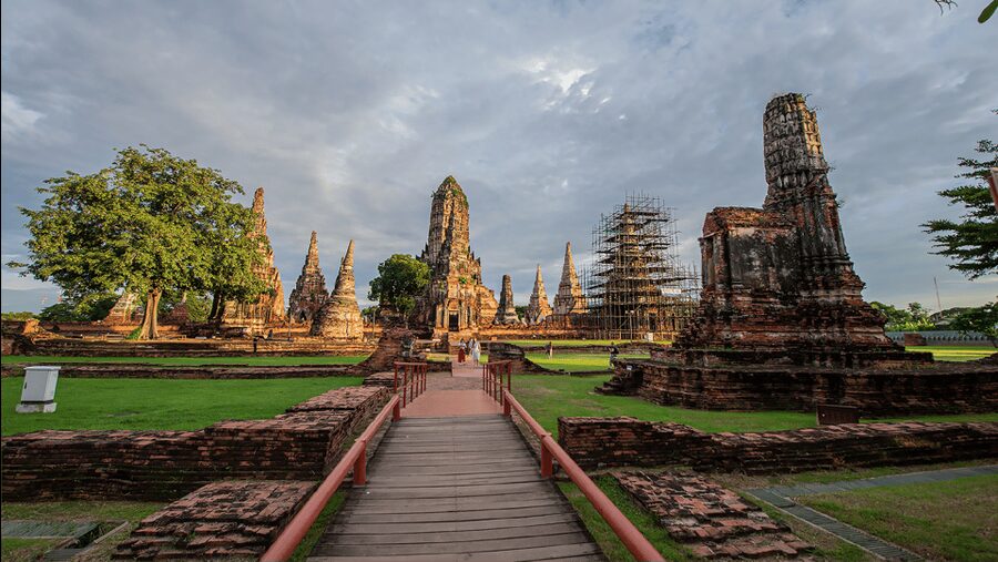 Ayutthaya One Day: Famous Temples & Bang Pa-In Palace Tour - Is $38 a good price?