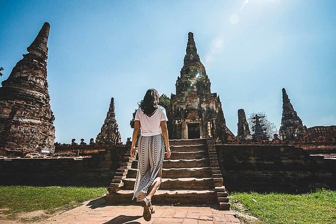 Ayutthaya Sunset Tour: UNESCO Temples & Peaceful River Cruise - Snacks, dinner, and the fruit-market promise