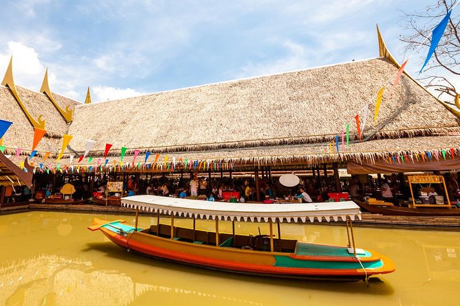 Ayutthaya Temples and Ayothaya Floating Market From Bangkok - Wat Phra Si Sanphet and the old royal center