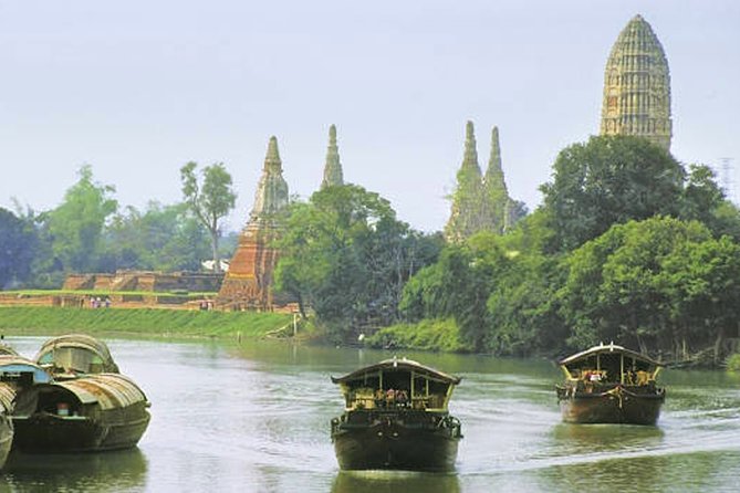 Ayutthaya UNESCO Temples Group Tour with Lunch - Lunch at a local Thai restaurant