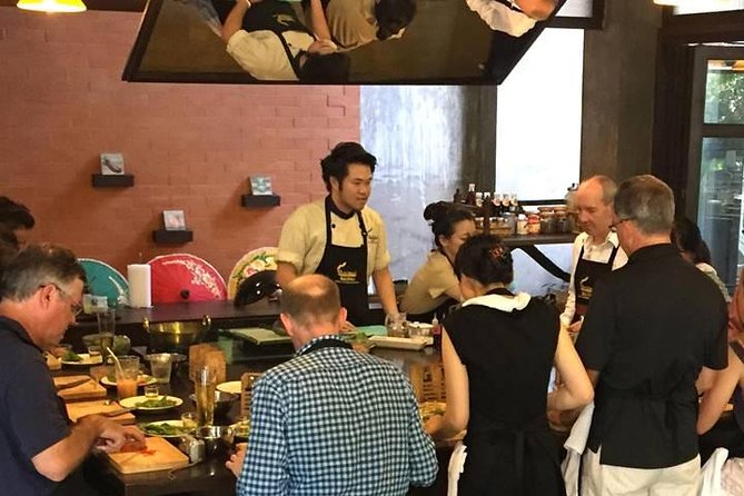 Baipai Thai Cooking School Class in Bangkok - Your first look at Thai ingredients