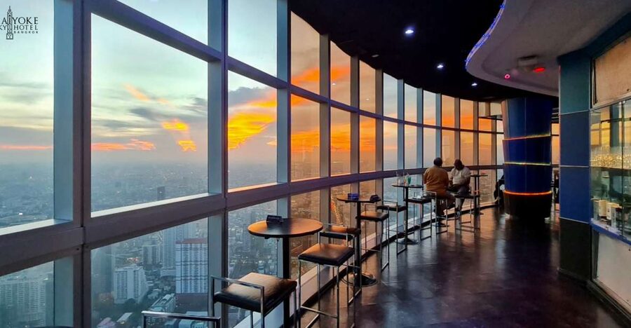 Baiyoke 82nd Floor Crystal Grill Buffet & Observation Deck - Arriving at Baiyoke Sky Hotel on Ratchaprarop Road