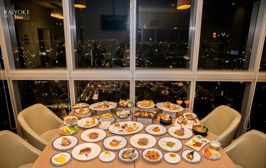 Baiyoke 82nd Floor Crystal Grill Buffet & Observation Deck - The 83rd-floor rooftop and 84th-floor Revolving View Point