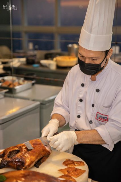 Baiyoke 82nd Floor Crystal Grill Buffet & Observation Deck - Service, atmosphere, and the feel of the evening