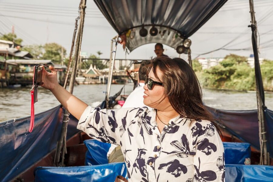 Bangkok: 2-Hour Canal Tour by Teak Boat - Turning into Daokanong Canal