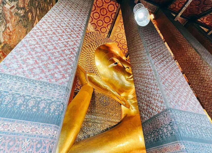 Bangkok: 2 Hours Grand Palace & Wat Pho Private Tour - Inside Wat Phra Kaew and the Grand Palace