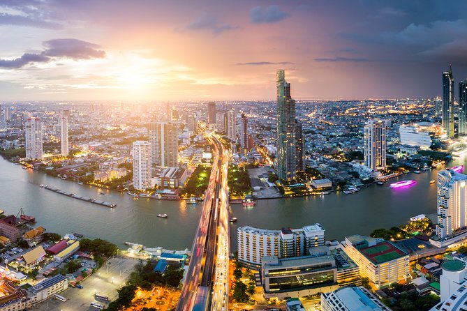 Bangkok Airport Arrival – Shared Transfer - From the name board to the air-conditioned vehicle