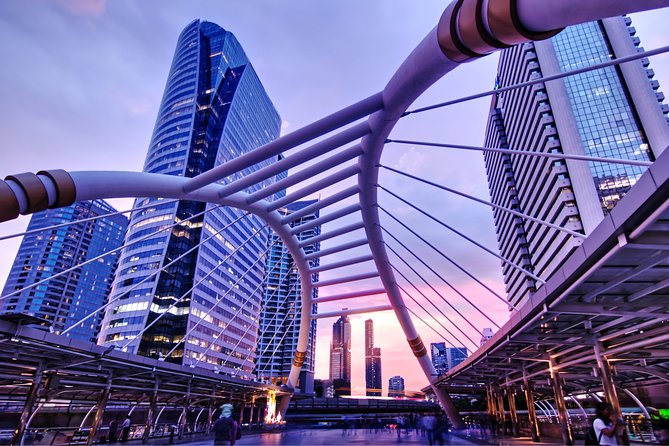 Bangkok Airport Arrival – Shared Transfer - What the shared format means for your first hour