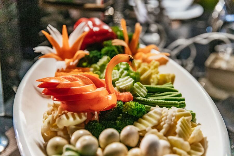 Bangkok: Alangka Luxury Buffet Dinner Cruise With Live Music - Is the $31 price good value?