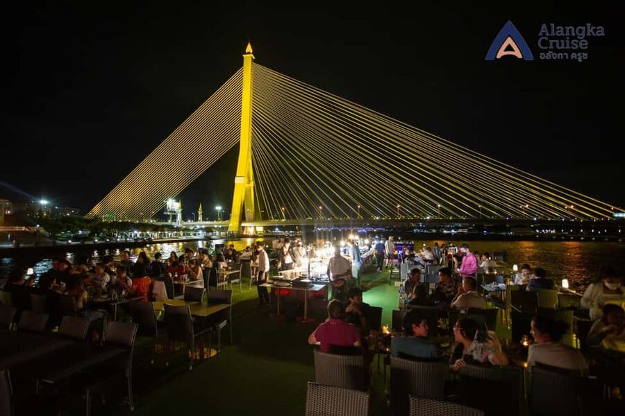 Bangkok: Alangka Luxury Cruise with Buffet and Live Music - Seating can shape the whole evening