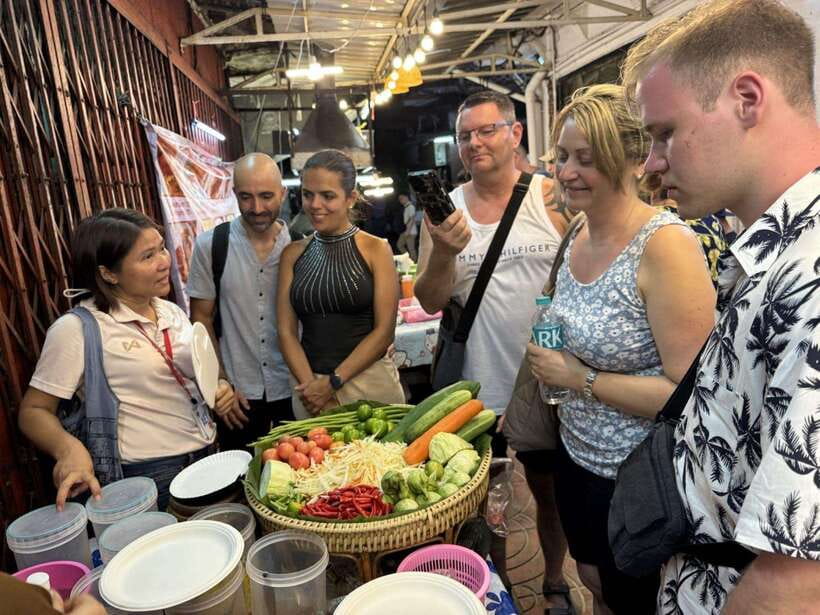 Bangkok Authentic Tasting Thai-Chinatown Walking Food Tour - The Guide Makes the Difference