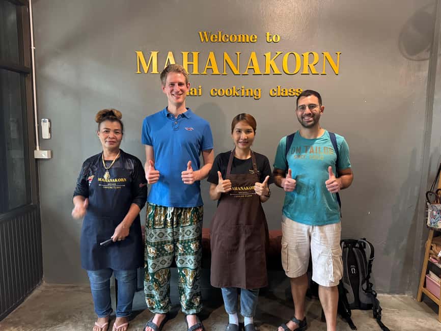 Bangkok: Authentic Thai Cooking Class with Local Host - Who should book this experience?