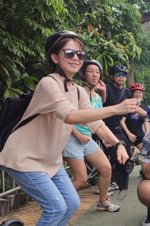 Bangkok: Bang Kachao E-Scooter Jungle Tour - Learning the e-scooter before the ride