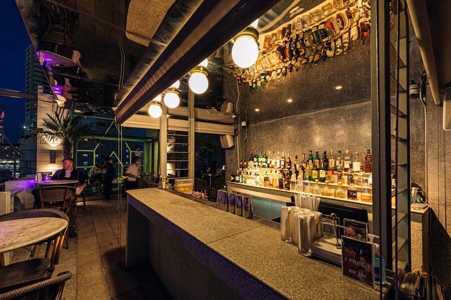 Bangkok: Barracuda Rooftop Bar Akara Hotel - Food choices require a little care