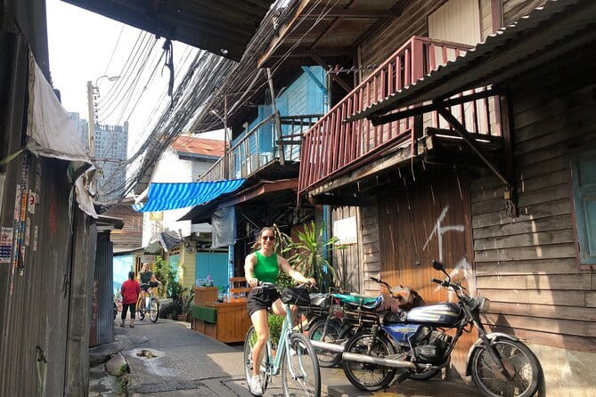 Bangkok: Bike and Longtail Boat Tour with Lunch - Lunch and the final taste of local life