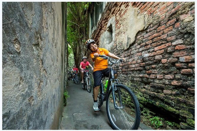 Bangkok: Bike and Longtail Boat Tour with Lunch - Why the small group matters