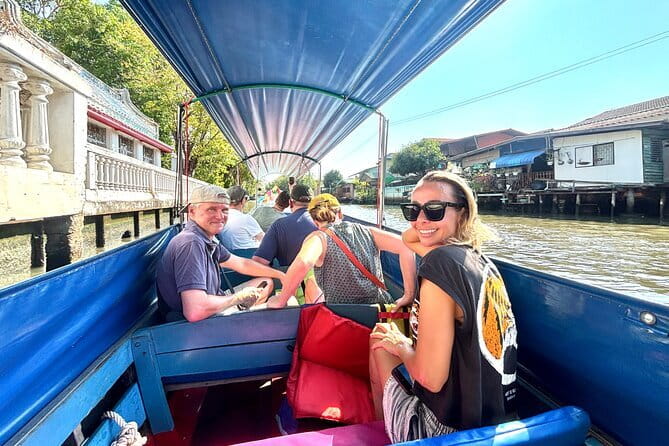 Bangkok: Bike and Longtail Boat Tour with Lunch - Wutthakat, where old and new meet