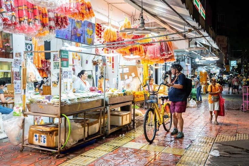 Bangkok by Night Cycling Tour with Street-food Meal - Who should book this Bangkok night ride