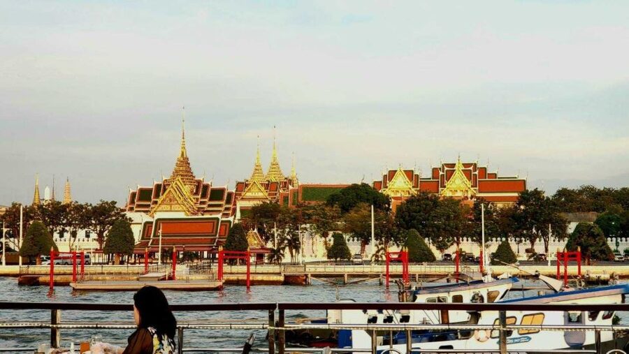 Bangkok: Calypso x White Orchid Cruise with Private Transfer - Who should book this evening?