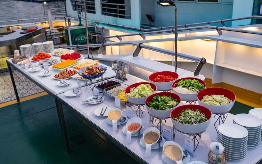 Bangkok: Carnival Dinner Cruise with Free-Flow Beer & Buffet - Is $41 a fair price?