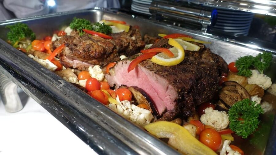 Bangkok: Chao Phraya Princess Dinner Cruise - Is $38 a fair price for two hours?
