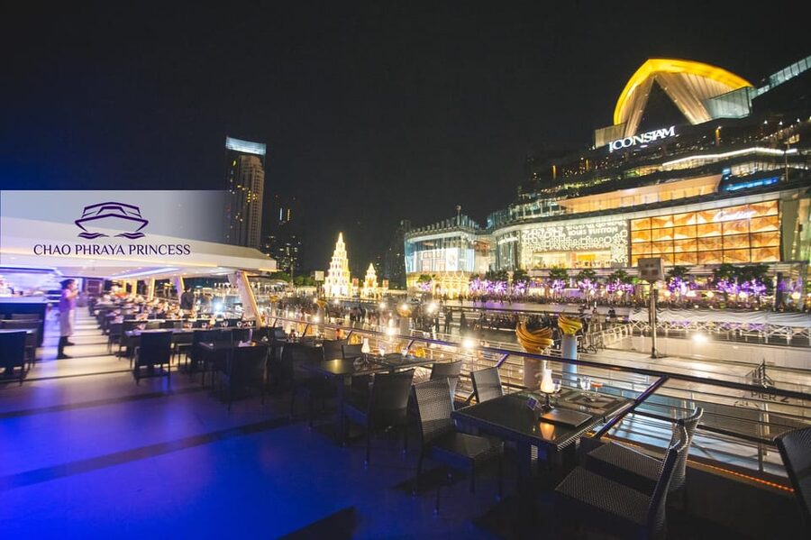 Bangkok: Chao Phraya Princess Dinner Cruise - Rama VIII Bridge gives the ride a change of scale