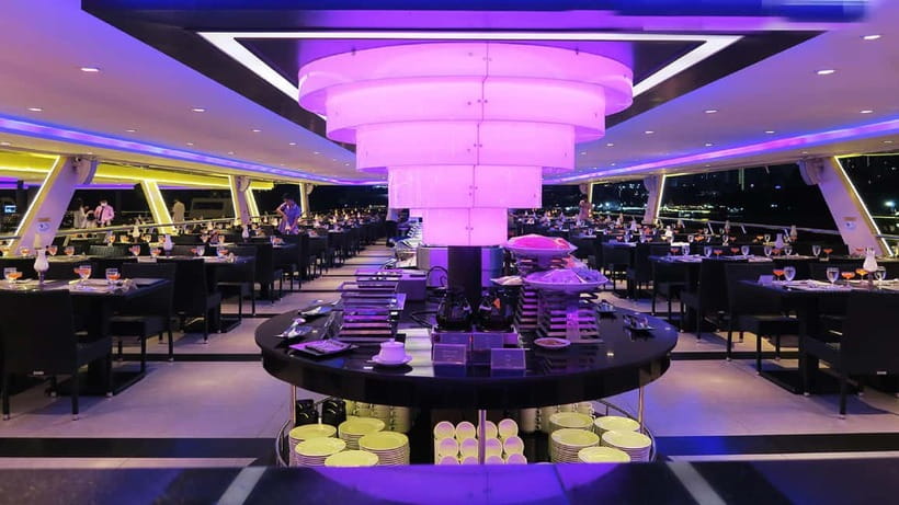 Bangkok: Chao Phraya Princess Dinner Cruise & Hotel Transfer - Live music and the pace of the evening