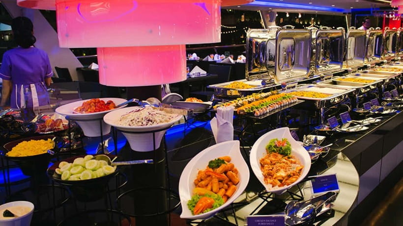 Bangkok: Chao Phraya Princess Dinner Cruise & Hotel Transfer - What the river views are really like