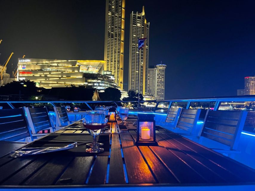 Bangkok: Chao Phraya River Buffet Dinner Cruise - Key points to know before boarding