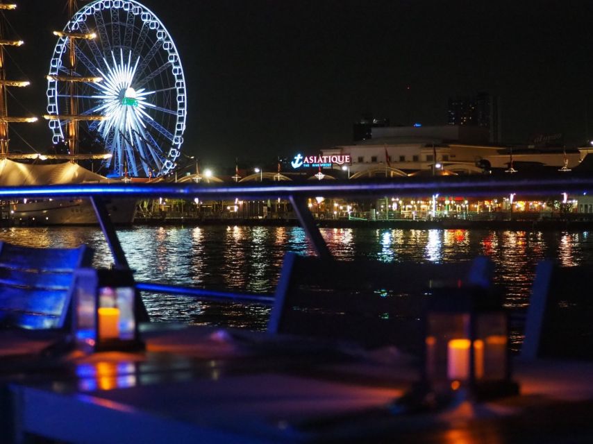 Bangkok: Chao Phraya River Buffet Dinner Cruise - A practical two-hour evening schedule