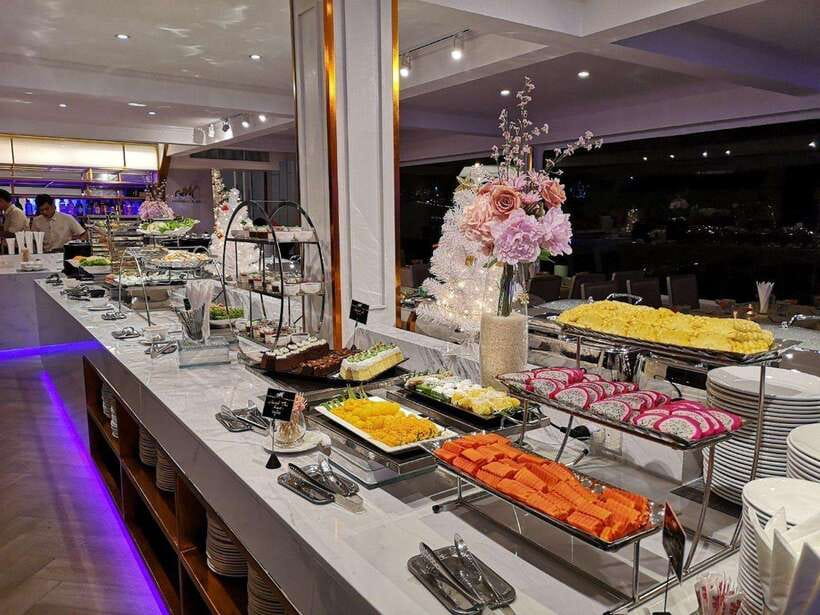 Bangkok: Chao Phraya River Meridian Cruise with Buffet - Key points to know before you book