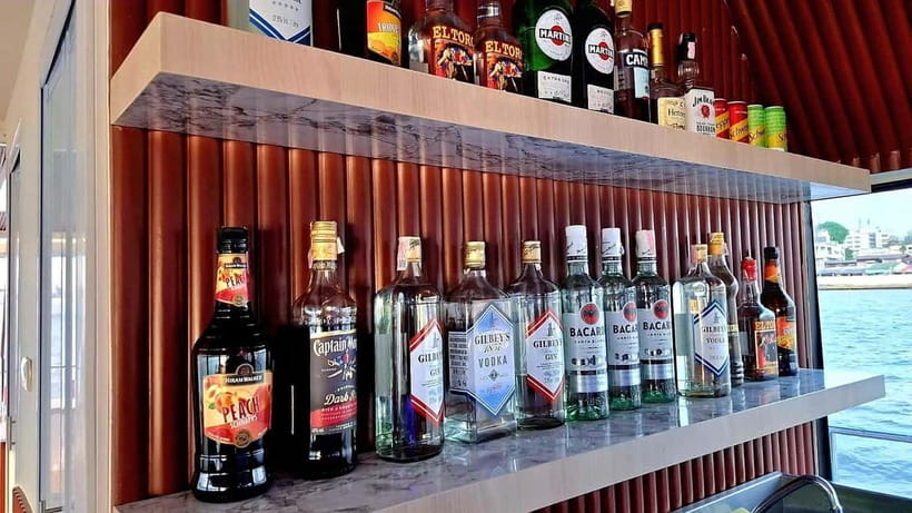 Bangkok : Chaophraya Booze Cruise – Drinks Onboard - A note about booking clarity and cancellations