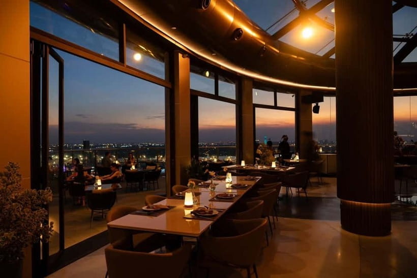 Bangkok: Cielo Sky Bar & Restaurant Rooftop - How to make the most of the skyline