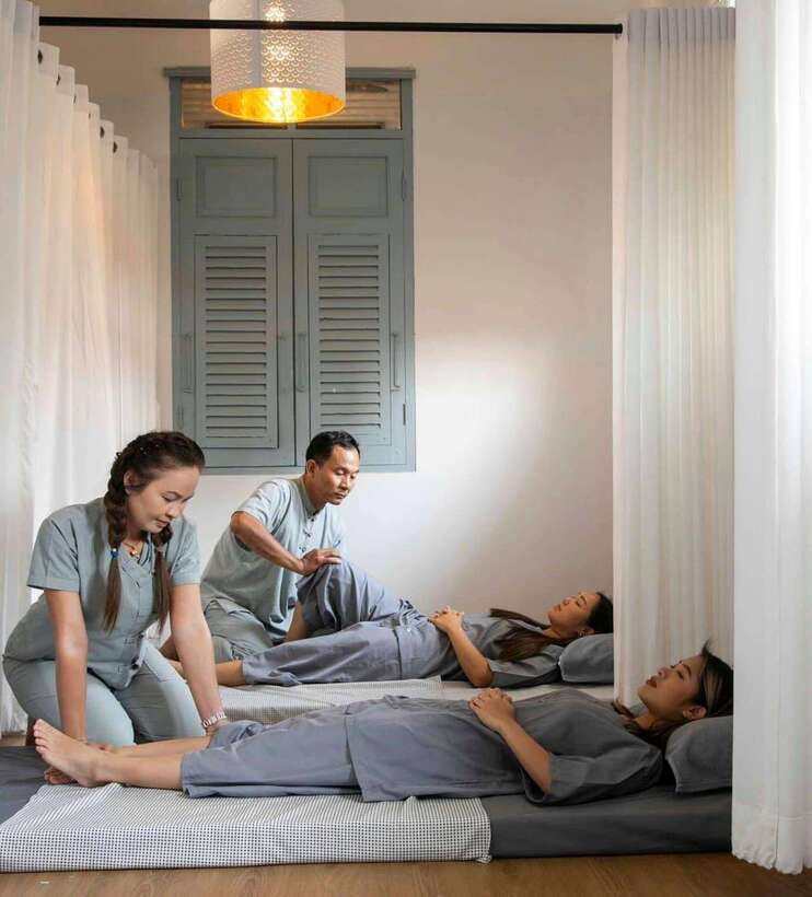Bangkok City Day Pass Save up to 50% - Includes Skywalk - Build a realistic 24-hour plan