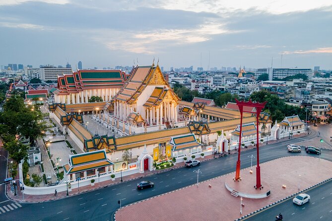 Bangkok City Day Pass - Save up to 50% - Includes Skywalk - Mahanakhon Skywalk at 310 meters